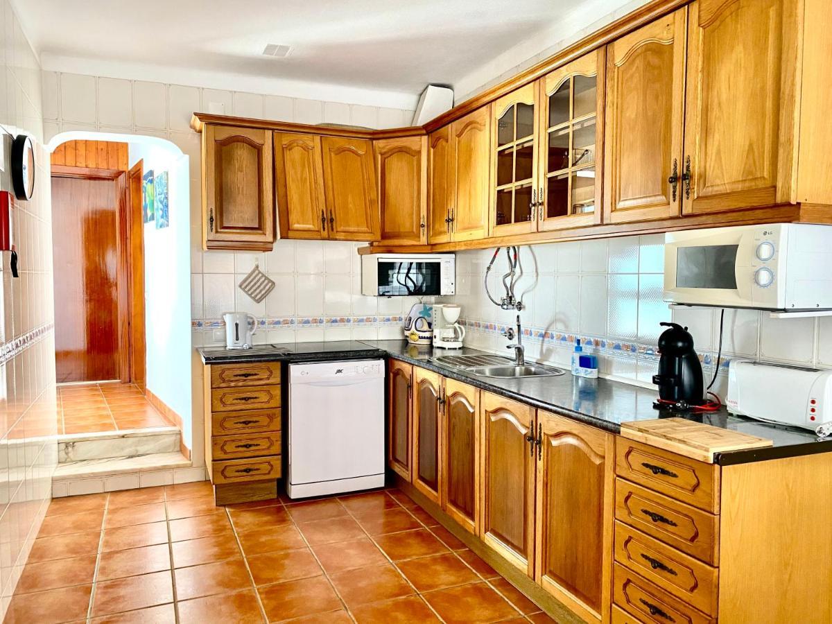 הוילה אלבור Casa Dos Montes מראה חיצוני תמונה