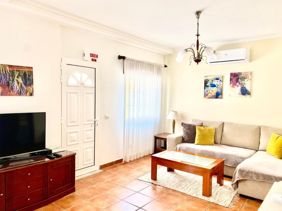 הוילה אלבור Casa Dos Montes מראה חיצוני תמונה