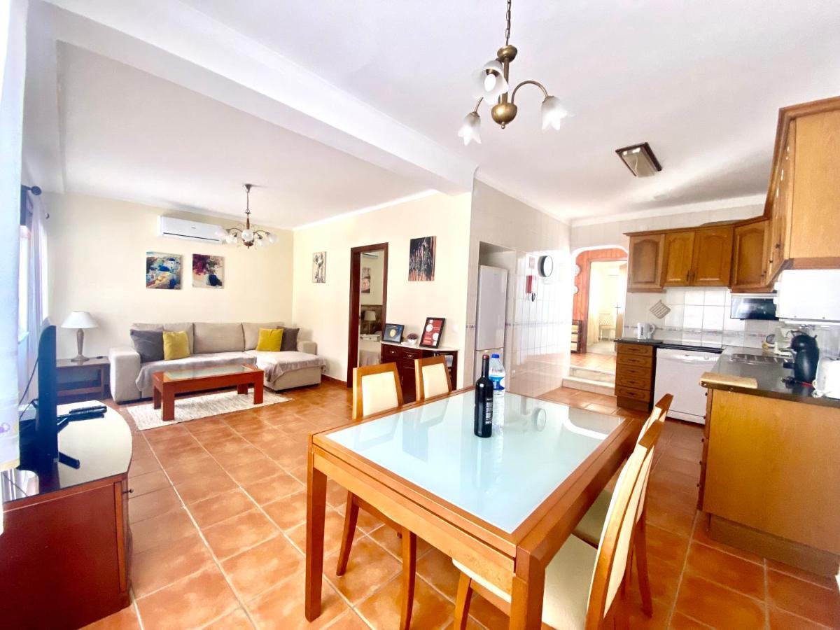 הוילה אלבור Casa Dos Montes מראה חיצוני תמונה